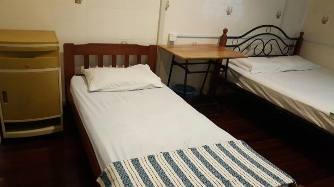 Discovery Cafe And Guesthouse Malacca Ngoại thất bức ảnh